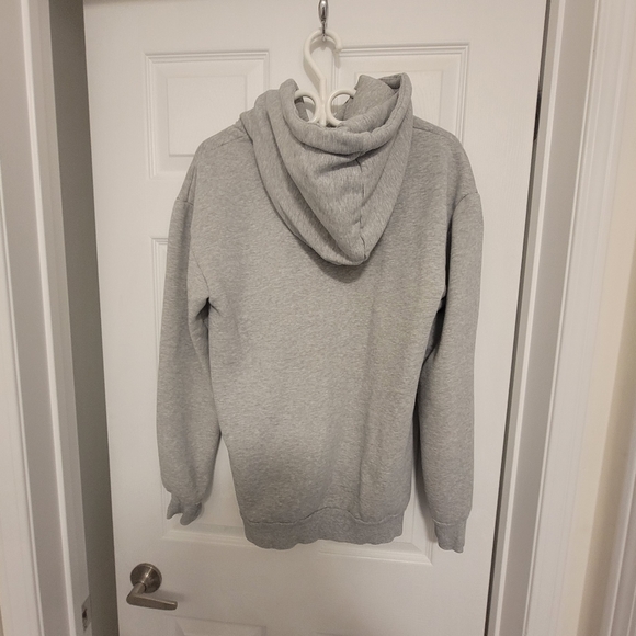 Sweater - Picture 2 of 4